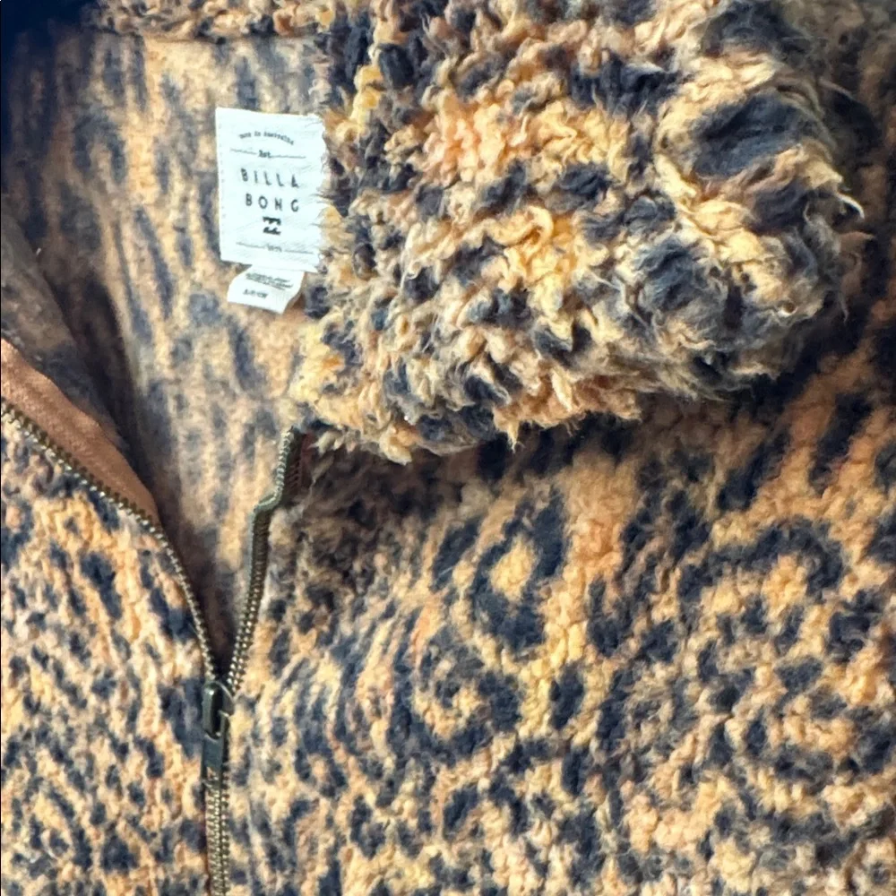 Women’s Billabong Sherpa Zip Up - Picture 5 of 7